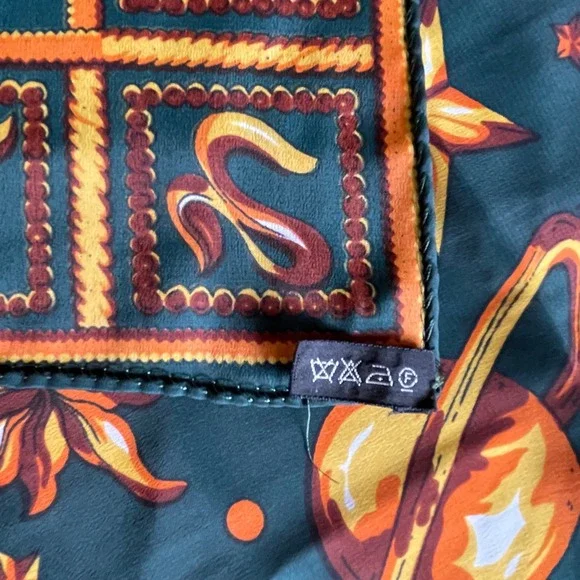 Gianni Versace Vintage Silk Scarf Celestial Zodiac Sun Moon Teal Green 34x34 - Picture 5 of 10